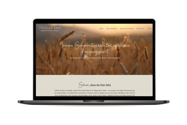 Webseite „Nadine Radel“